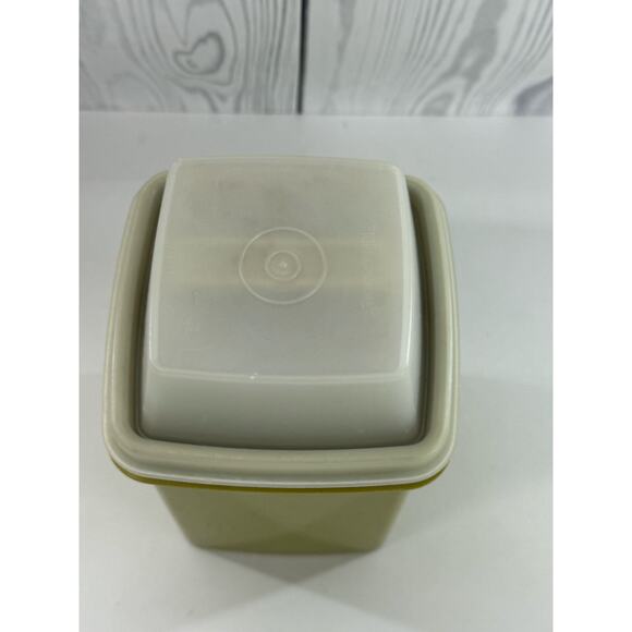 Tupperware Vintage Pickle Keeper Green Complete 3 Piece Set Lid Tray - Picture 2 of 6